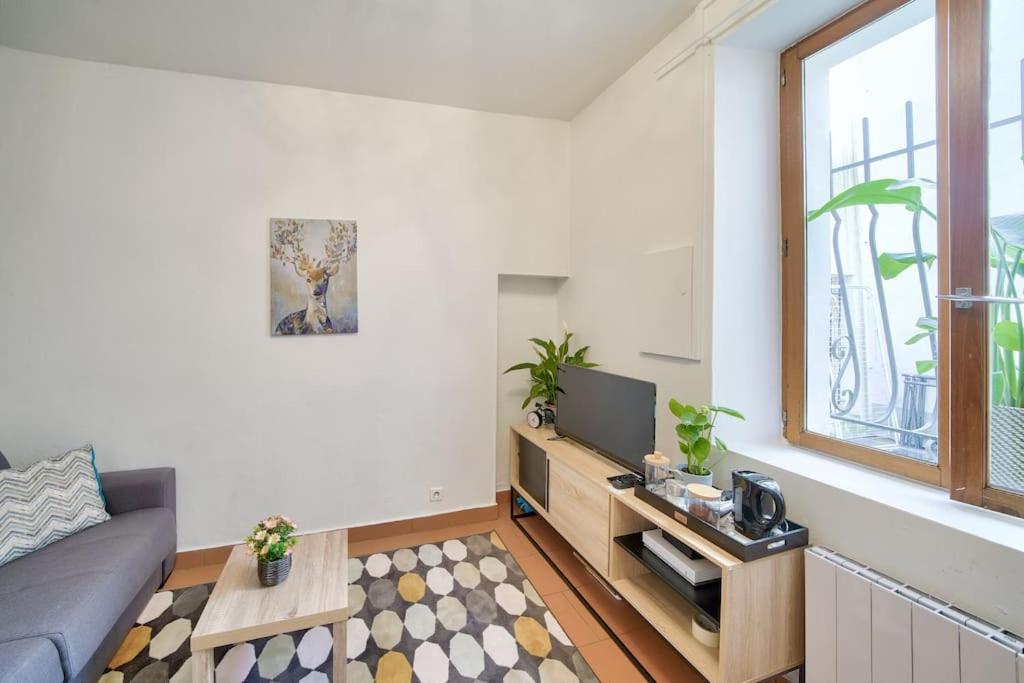Sur Cour, Proche Des Buttes-chaumont Appartamento *